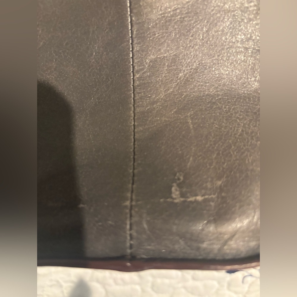 Hobo Purse - Picture 7 of 11